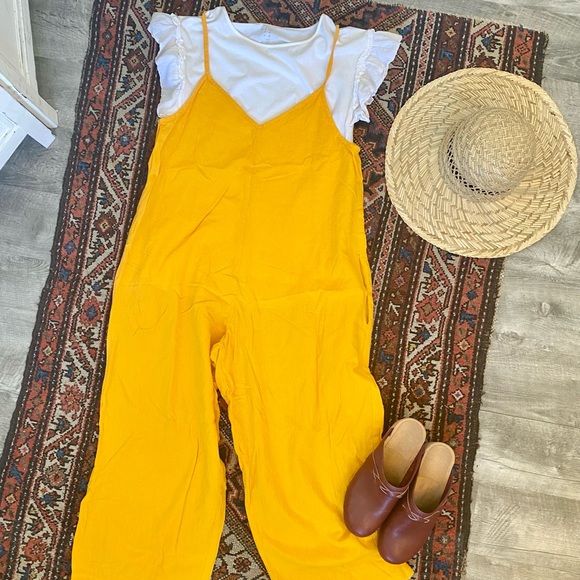 ASOS Pants - ASOS DESIGN Cotton/linen Orange/Yellow Jumpsuit Overalls Size 6, M/L, w pockets!